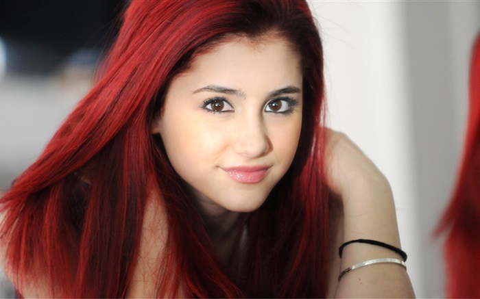 Ariana Grande 01 Wallpapers Pictures Photos Images