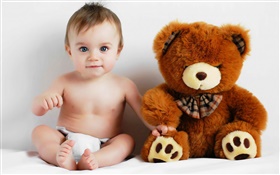 Cute baby and teddy bear HD wallpaper