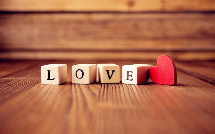 Love cube, red heart-shaped Wallpapers Pictures Photos Images