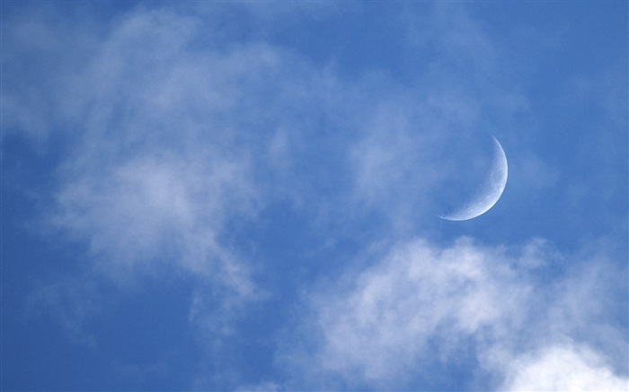 Moon, night, clouds Wallpapers Pictures Photos Images