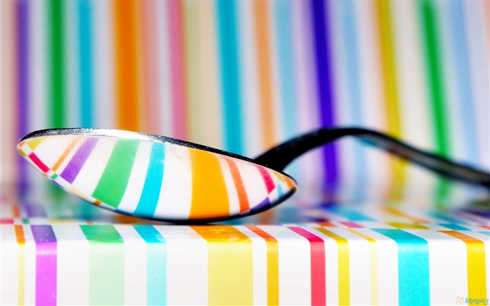 Rainbow colors, spoonful Wallpapers Pictures Photos Images