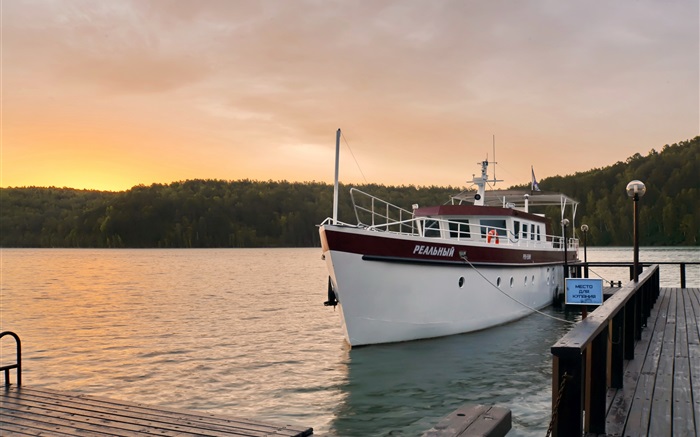Russia, Lake Baikal, dusk, yacht, pier Wallpapers Pictures Photos Images