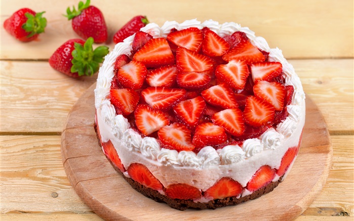 Sweet strawberry cake Wallpapers Pictures Photos Images