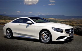 2015 Mercedes-Benz S63 AMG white car side view HD wallpaper
