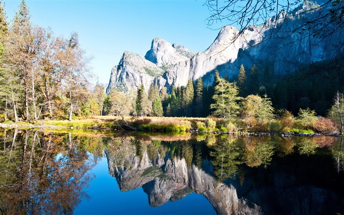 Autumn, trees, lake, water reflection, mountain, sun Wallpapers Pictures Photos Images