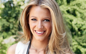 Blake Lively 02