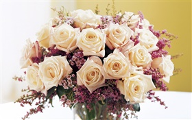 Bouquet of rose flowers