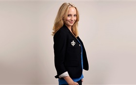 Candice Accola 13