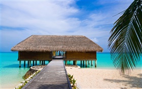 Leisure huts, coastal, corridor