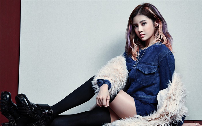 T-ARA, Korean music girls, Jeon Bo Ram 01 Wallpapers Pictures Photos Images