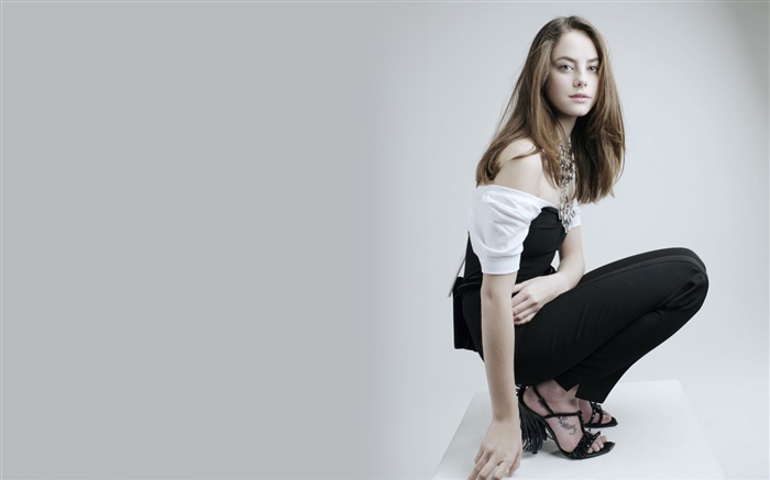 Kaya Scodelario 10 Wallpapers Pictures Photos Images