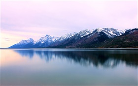 Teton Range, lake, Wyoming, USA