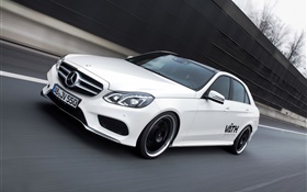 2015 Mercedes-Benz E-class white car speed HD wallpaper