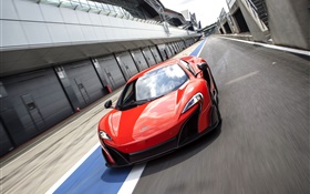 2015 McLaren 675LT US-spec red supercar