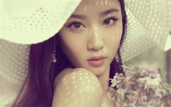 Summer, Asian girl, hat, flowers Wallpapers Pictures Photos Images