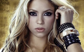 Blonde girl portrait HD wallpaper