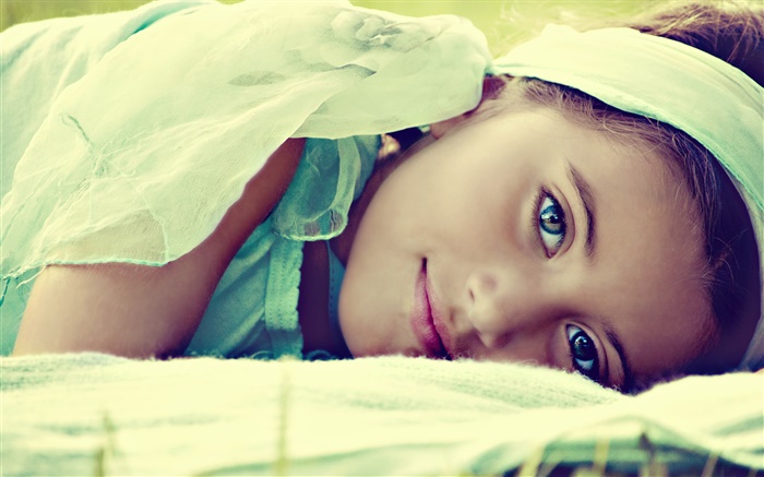 Brunette children, cute girl, want sleep, face, eyes Wallpapers Pictures Photos Images