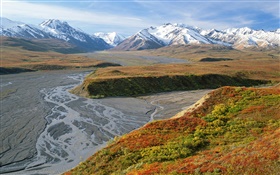 East Fork River, mountains, autumn, Denali National Park, Alaska, USA HD wallpaper