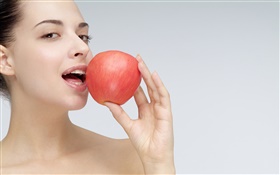Girl want to eat apple HD wallpaper
