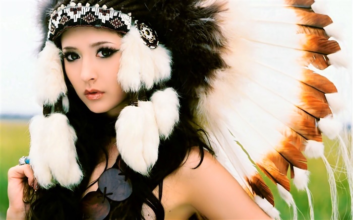 Indian girl, beautiful dress Wallpapers Pictures Photos Images
