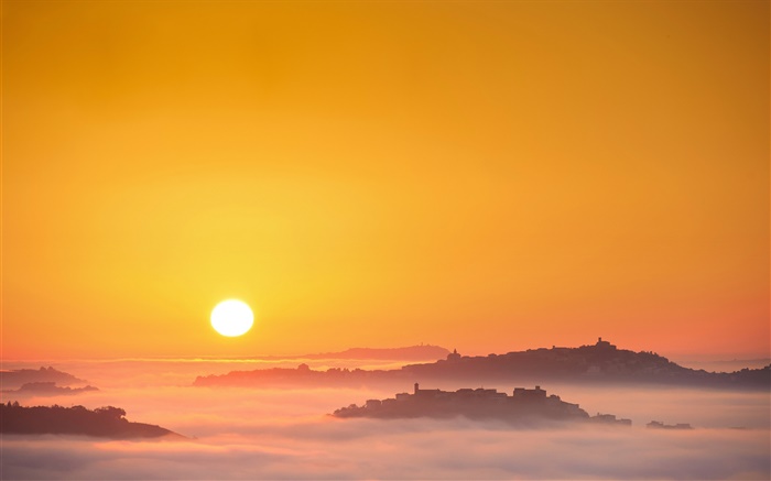 Italy, sunrise, sun, fog, morning, town Wallpapers Pictures Photos Images