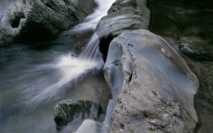 Rocks, creek, water Wallpapers Pictures Photos Images