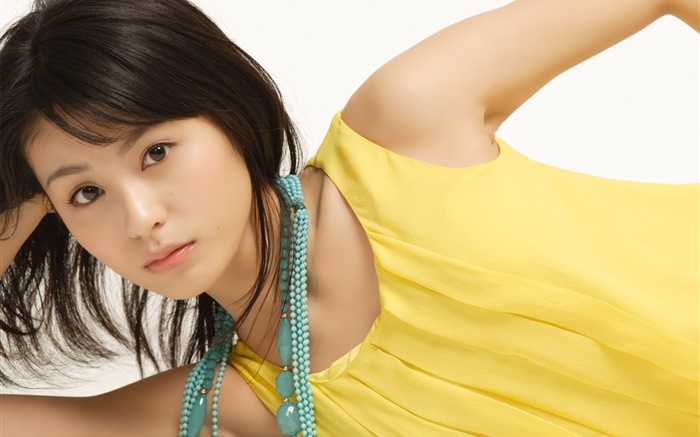 Yuika Motokariya 01 Wallpapers Pictures Photos Images