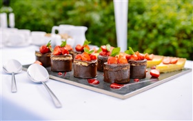 Chocolate cakes, dessert, strawberry, mint, food