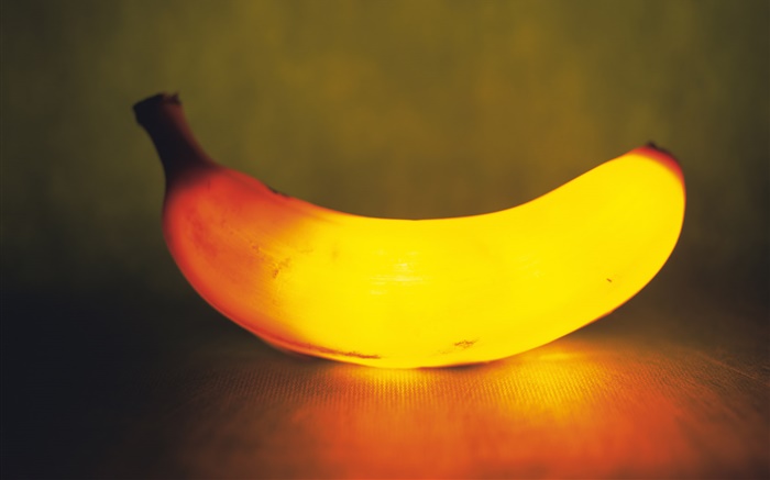 Light fruit, banana Wallpapers Pictures Photos Images