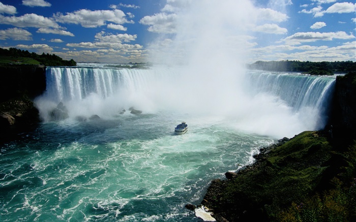 Niagara Falls, waterfalls, Canada, boat, clouds Wallpapers Pictures Photos Images