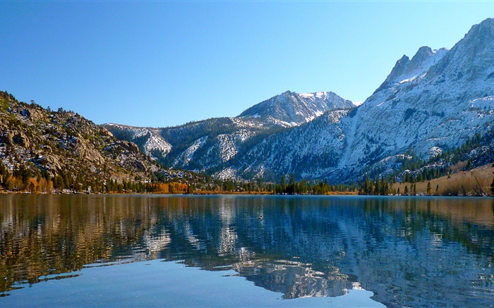 Lake, mountains, sky, trees, autumn, water reflection Wallpapers Pictures Photos Images