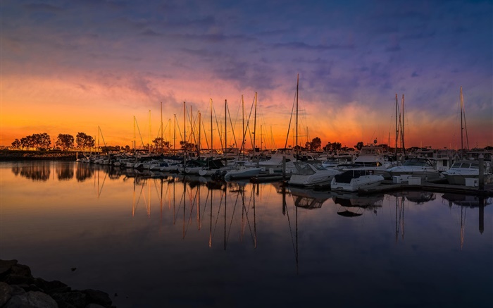 Sunset, bay, water, boats, yachts Wallpapers Pictures Photos Images