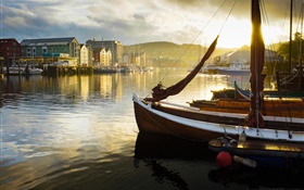 Town, dock, house, bay, boats, dusk HD wallpaper