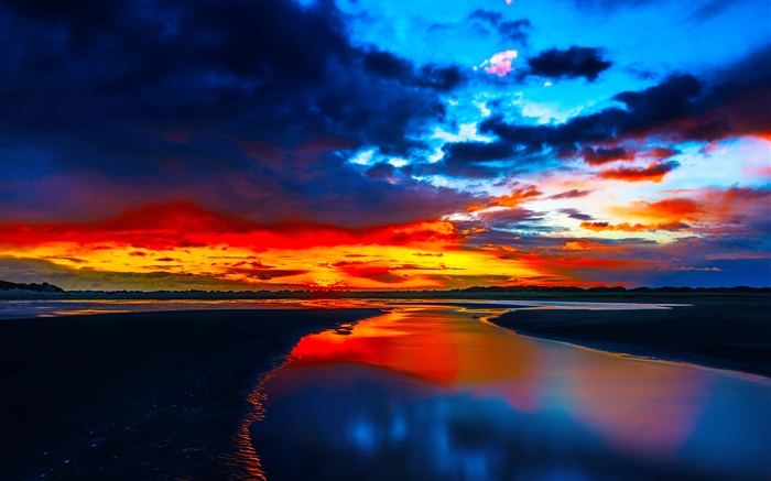 Coast sunset, sea, glow, clouds, dusk Wallpapers Pictures Photos Images