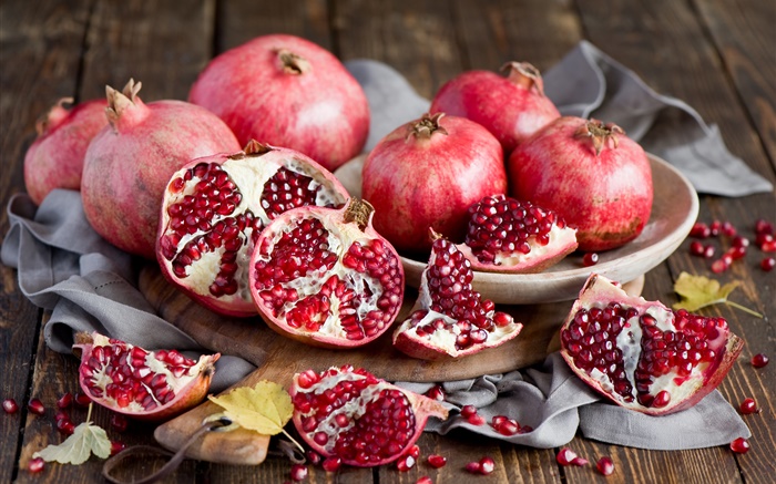 Fruit pomegranate close-up, still life Wallpapers Pictures Photos Images