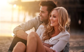 Smile couple, hugging HD wallpaper
