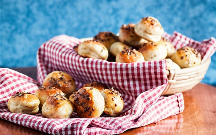 Some breads Wallpapers Pictures Photos Images